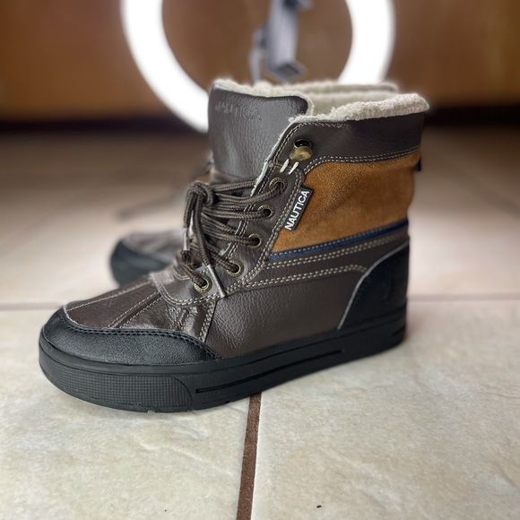 Boys lock view 1 nautica size 3 - Picture 3 of 8